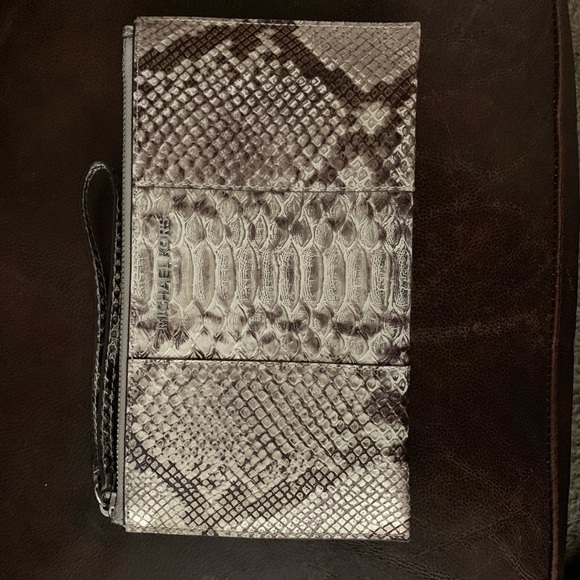Michael Kors snakeskin purse and matching wristlet - Picture 3 of 5